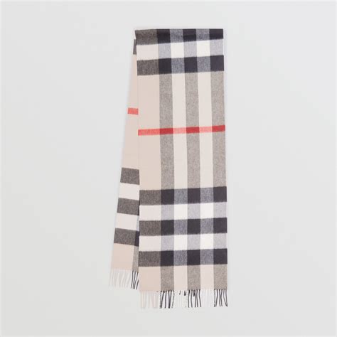 burberry house check cashmere scarf|Burberry cashmere check scarf price.